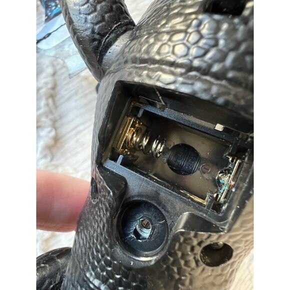 Dreamworks Dragons Toothless Deluxe Dragon * No Lights or Sounds - Picture 10 of 10